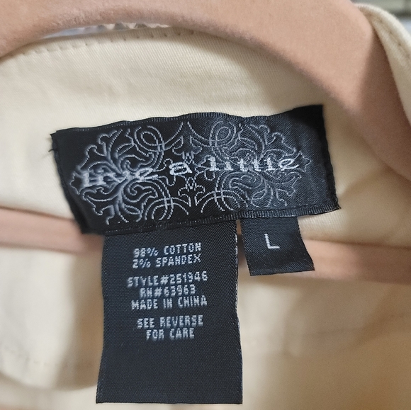 Jacket - Picture 8 of 9